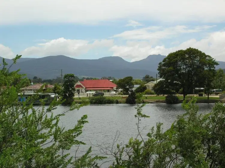 11 The Esplanade, Huonville TAS 7109