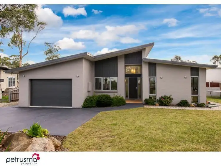 2 Hargrave Place, Mount Nelson TAS 7007