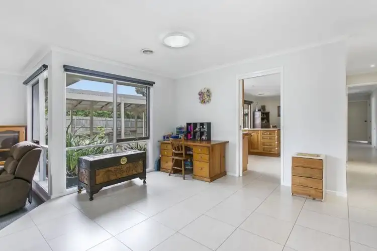 Fifth view of Homely house listing, 8 ERIC COURT, Pearcedale VIC 3912
