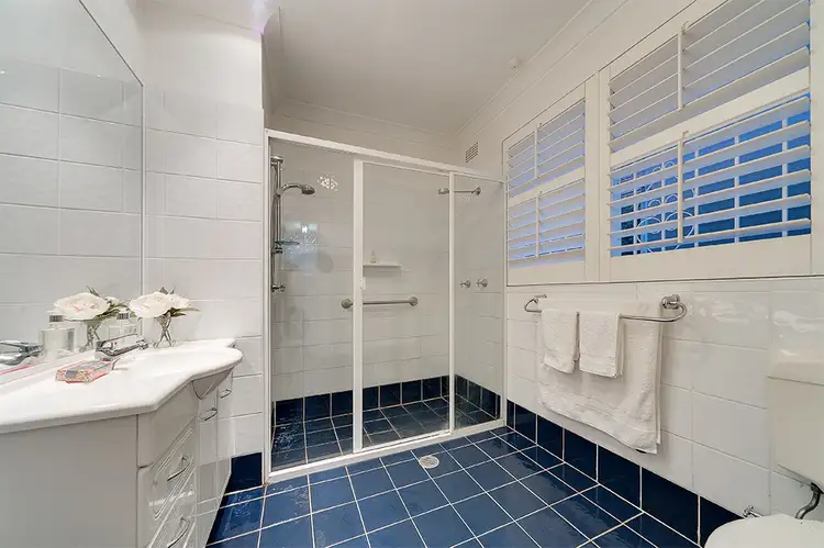 Sixth view of Homely apartment listing, 2/6 Elizabeth Parade, Lane Cove NSW 2066