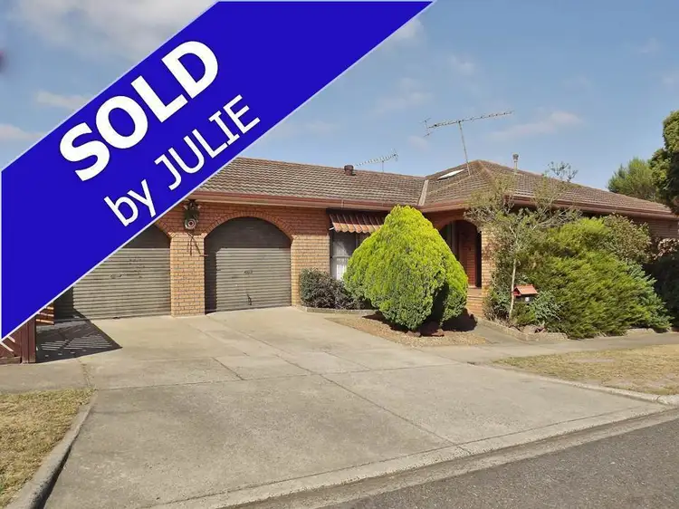 13 Merton Court, Newborough VIC 3825
