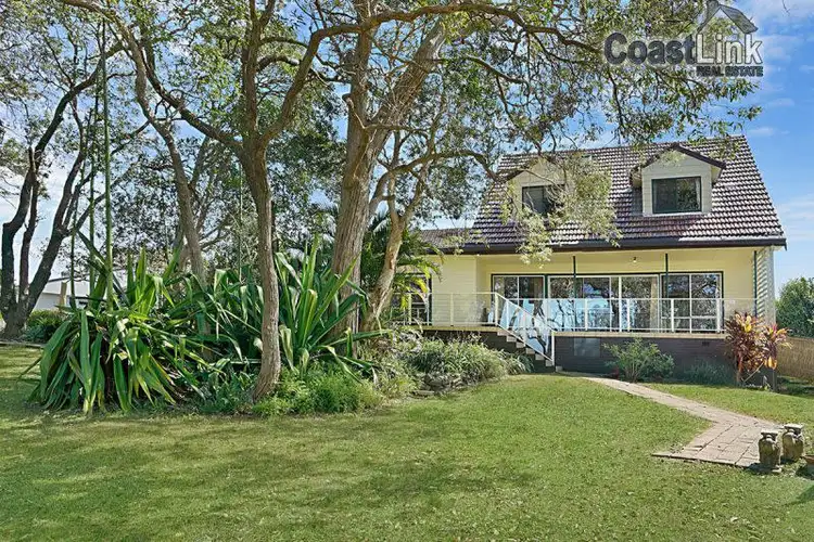 10 Kamilaroo Avenue, Lake Munmorah NSW 2259