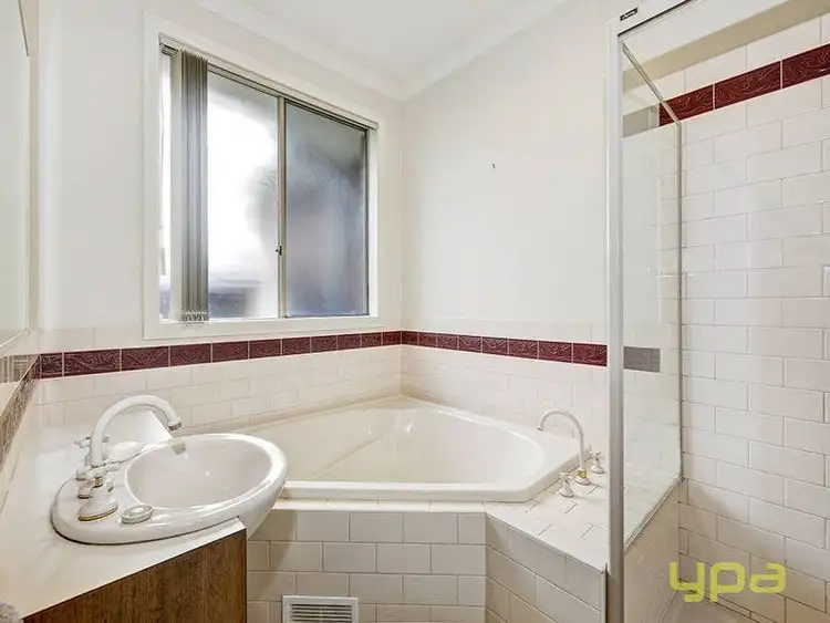 Fourth view of Homely townhouse listing, 2/18 Rose Street, Altona VIC 3018