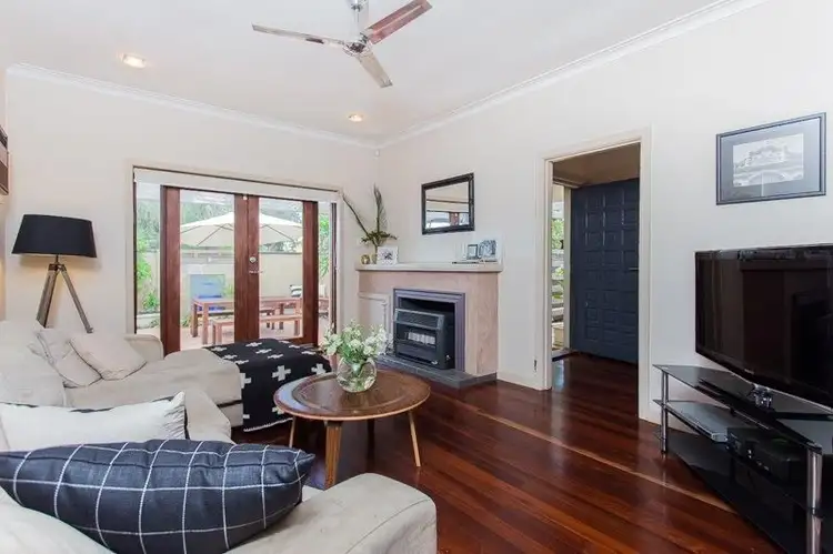 1/12 Talbot Avenue, Como WA 6152