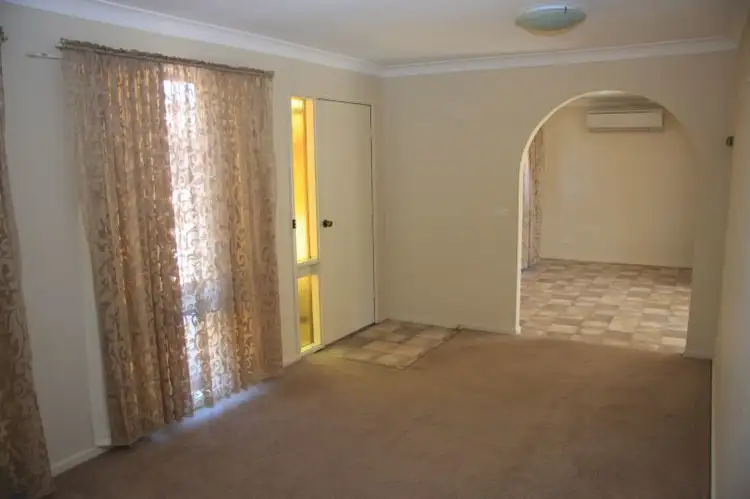 Fourth view of Homely villa listing, 4/192 Lambert Street, Bathurst NSW 2795