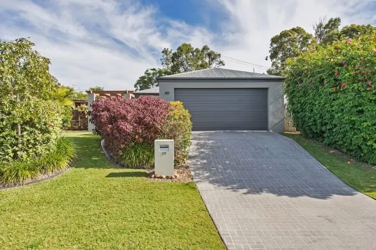 26 Silver Dawn Crescent, Oxenford QLD 4210