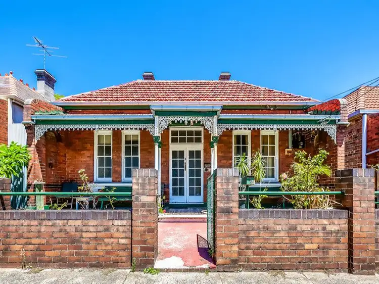 6 Bowral St, Kensington NSW 2033