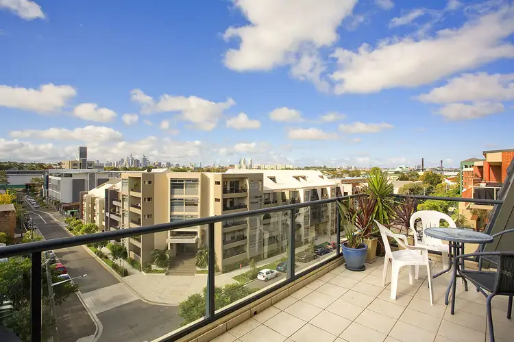 16609/177-219 Mitchell Road, Erskineville NSW 2043