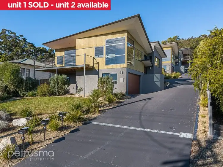 54 Derwent Avenue, Geilston Bay TAS 7015