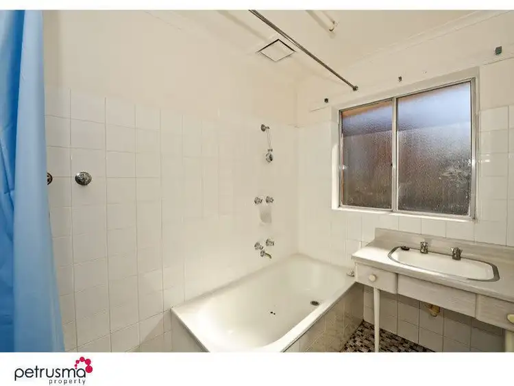 Fourth view of Homely unit listing, 1/10 Wallace Avenue, Lenah Valley TAS 7008