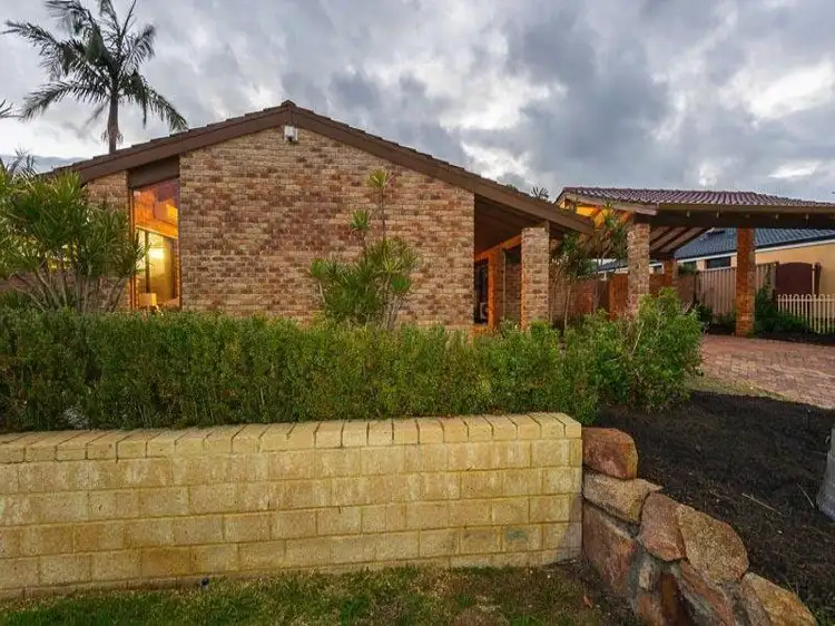 17 Redgum Drive, Ballajura WA 6066