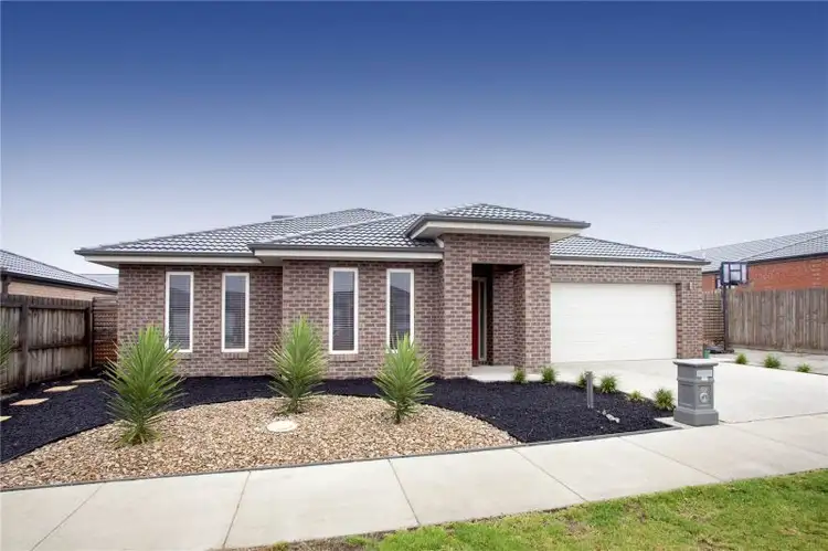 Main view of Homely house listing, 58 Oakwood Crescent, Waurn Ponds VIC 3216