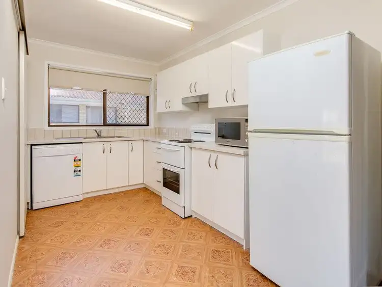 Fourth view of Homely unit listing, 1/4 Drambuie Court, Kippa-ring QLD 4021