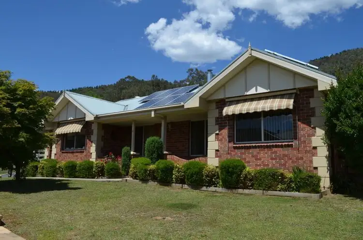 4/74 Walkers Lane, Bright VIC 3741