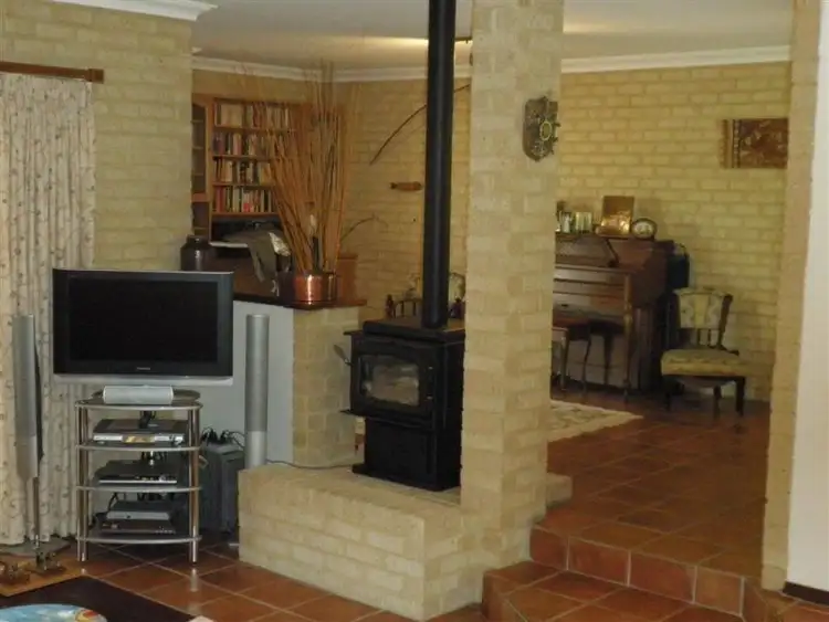 Sixth view of Homely house listing, 2 Alata Place, Duncraig WA 6023