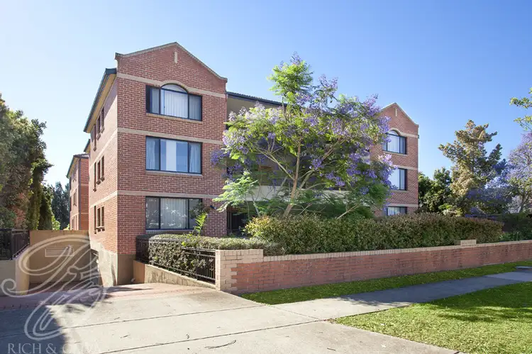 6/10 Beamish Street, Campsie NSW 2194