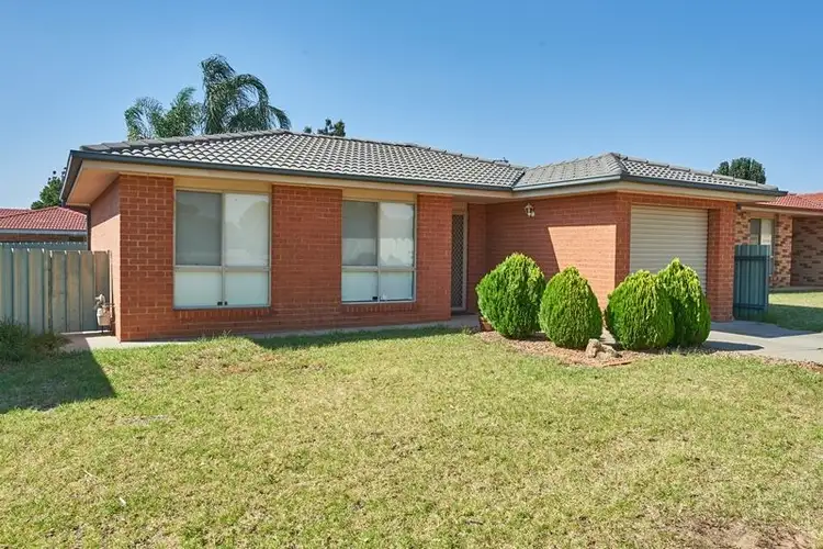 21 Girraween Mews, Glenfield Park NSW 2650