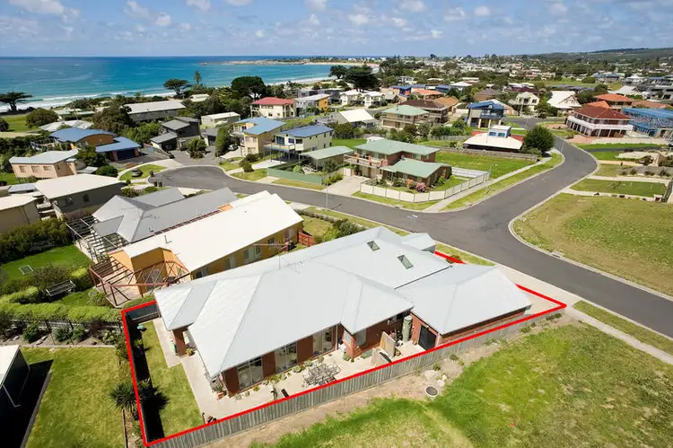 2 Outlook, Apollo Bay VIC 3233