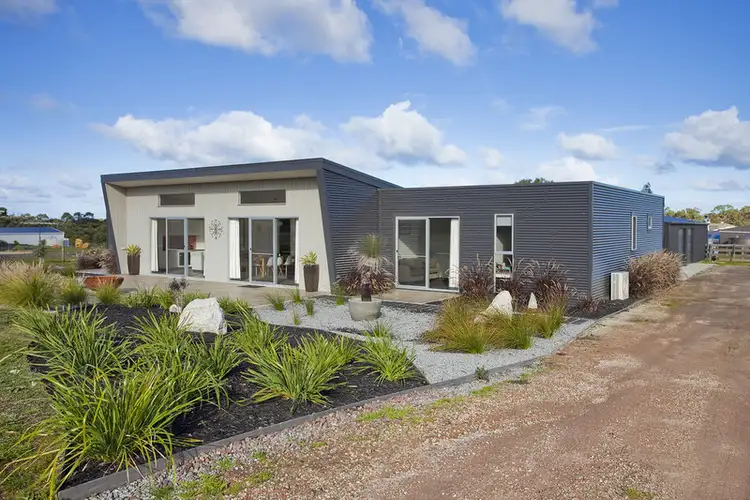 153 Coombes Road, Torquay VIC 3228