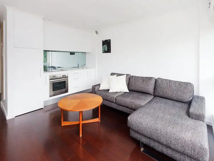 Second view of Homely studio listing, 35/50 Roslyn Gardens, Elizabeth Bay NSW 2011