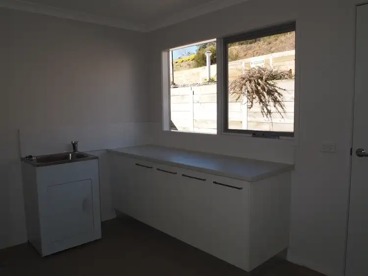 Seventh view of Homely house listing, 6 Blue Wren Close, Bright VIC 3741