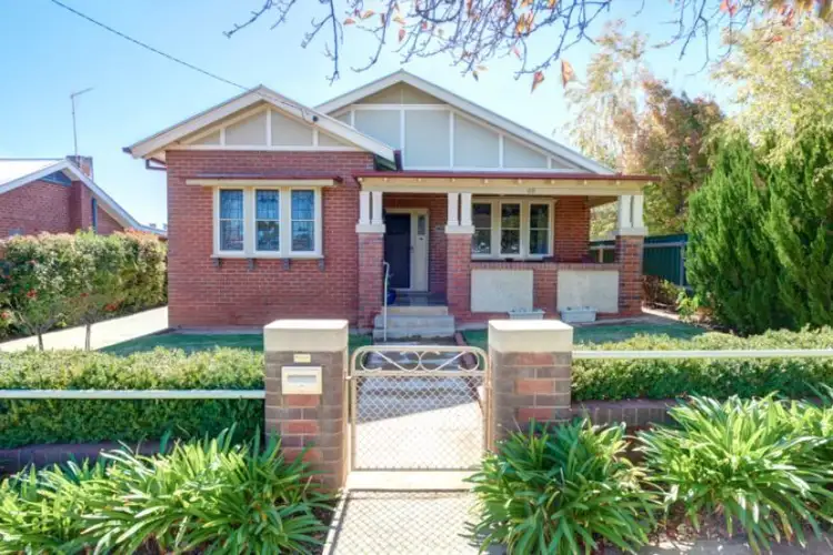 48 Grandview Avenue, Turvey Park NSW 2650