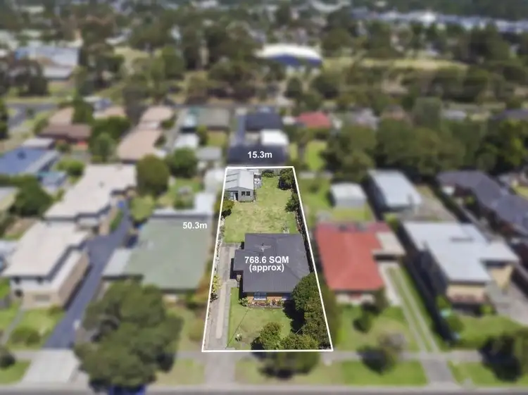 30 GRACE STREET, Cranbourne VIC 3977