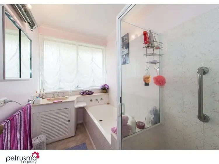 Sixth view of Homely house listing, 32 Astor Drive, Geilston Bay TAS 7015