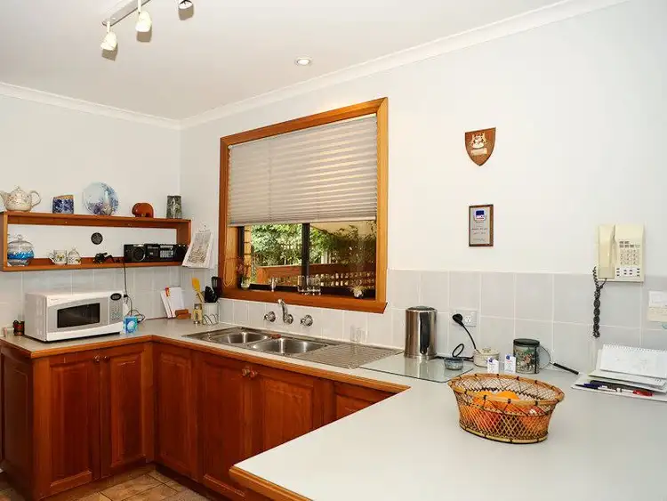Sixth view of Homely unit listing, 2/28 Talune Street, Lindisfarne TAS 7015