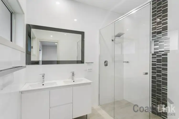 Seventh view of Homely townhouse listing, 6A Windward Crescent, Gwandalan NSW 2259