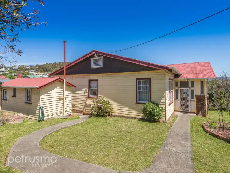 70 Riawena Road, Montagu Bay TAS 7018