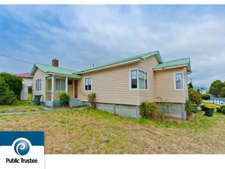 82 Gepp Parade, Derwent Park TAS 7009
