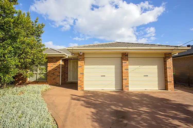 44 O'brien Parade, Liverpool NSW 2170
