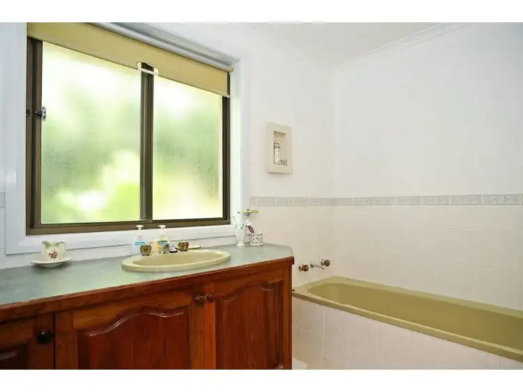 Seventh view of Homely house listing, 32 Siandra Crescent, Geilston Bay TAS 7015