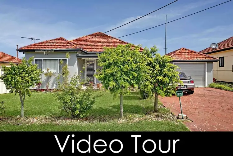 33 Ivy Street, Greenacre NSW 2190