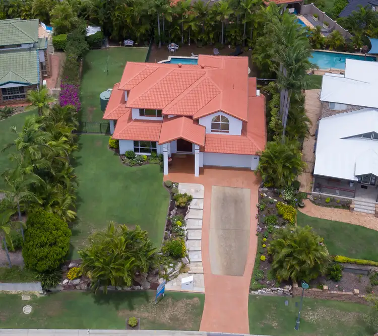27 Shuttle Place, Bridgeman Downs QLD 4035