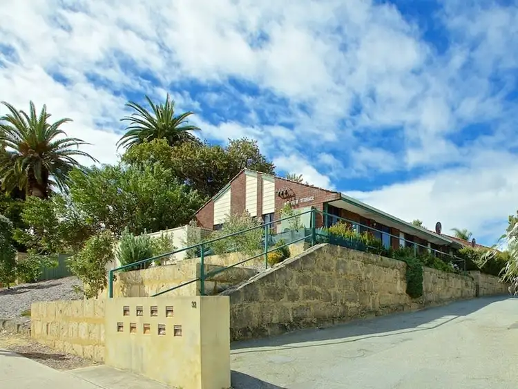 9/32 Clifton Crescent, Mount Lawley WA 6050