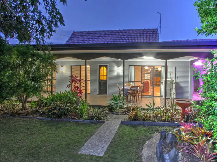 24 Holiday Parade, Scarness QLD 4655