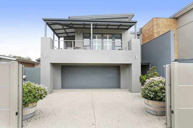 2/325 Autumn Street, Newtown VIC 3220