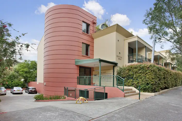32/1 Linthorpe Street, Newtown NSW 2042