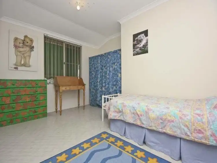 Fifth view of Homely house listing, 8 Dillon Place, Gosnells WA 6110