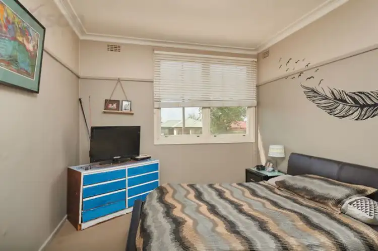 Fourth view of Homely house listing, 6 Fernleigh Road, Mount Austin NSW 2650