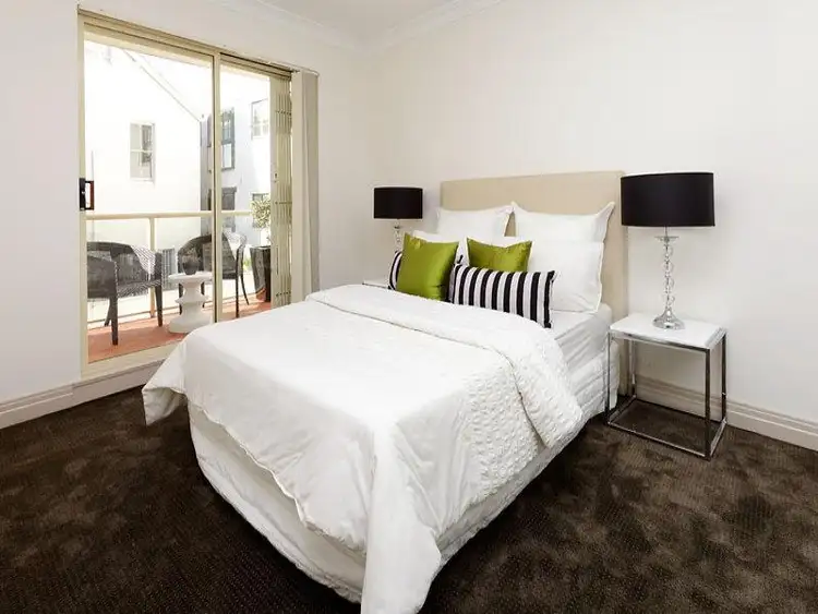 Third view of Homely apartment listing, 2/1 Kellett Place, Elizabeth Bay NSW 2011
