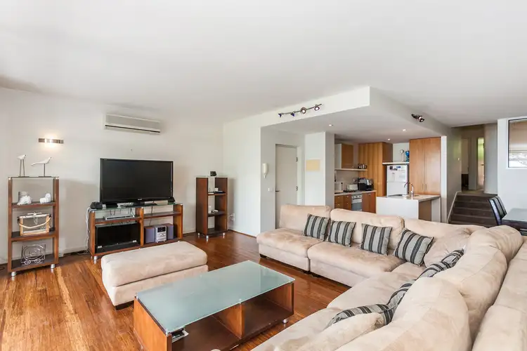 18/260 Mountjoy Parade, Lorne VIC 3232