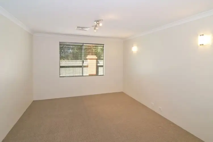 Fifth view of Homely house listing, 1 Ray Avenue, Broadwater WA 6280