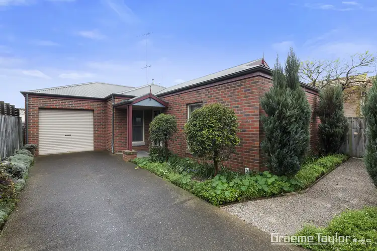 2/28 Daisy Street, Newtown VIC 3220