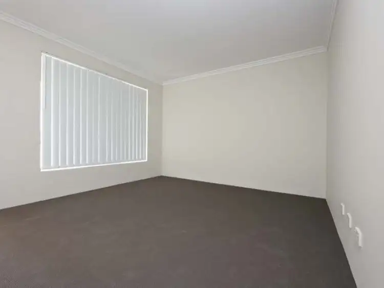 Sixth view of Homely house listing, 33 Januk  Turn, South Guildford WA 6055