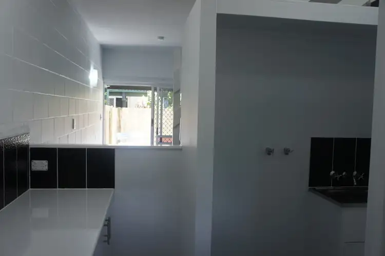 Seventh view of Homely apartment listing, 9/11 Pioneer St, Manoora QLD 4870