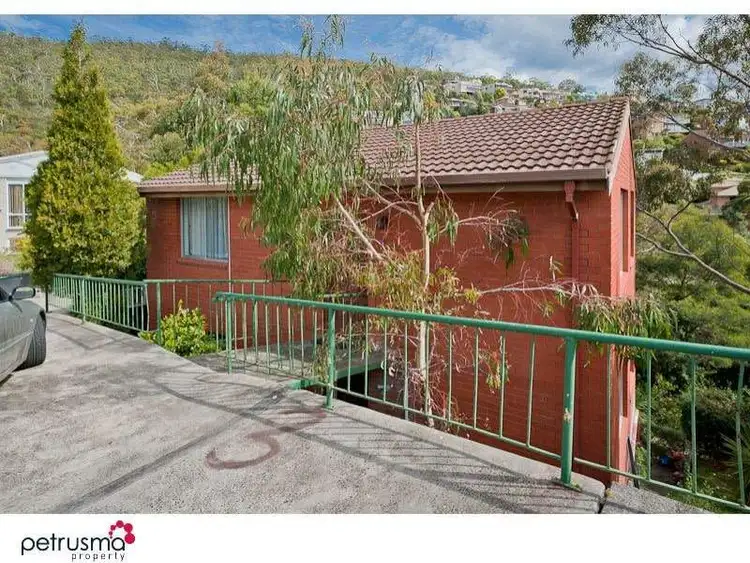 Main view of Homely unit listing, 3/11 Dalkeith Court, Sandy Bay TAS 7005