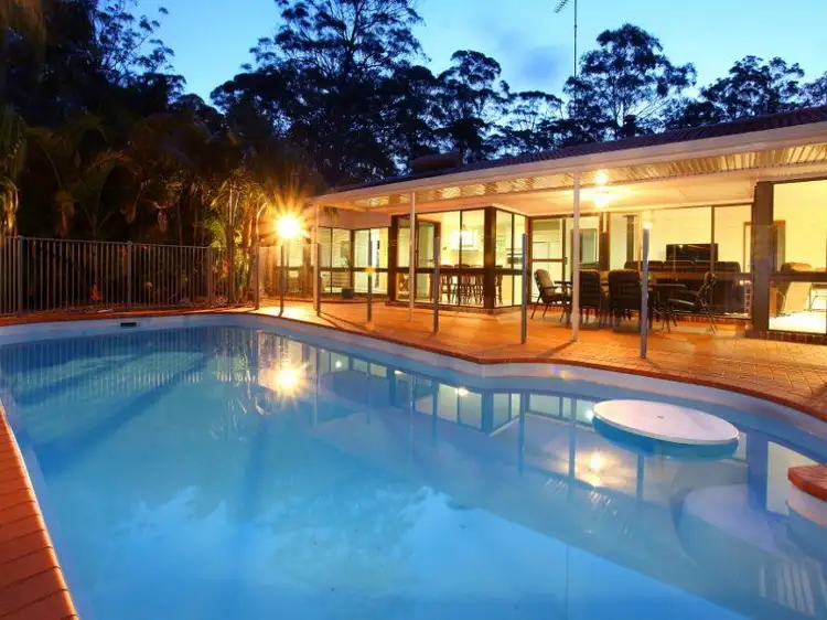 5 Bonnie Court, Bonogin QLD 4213